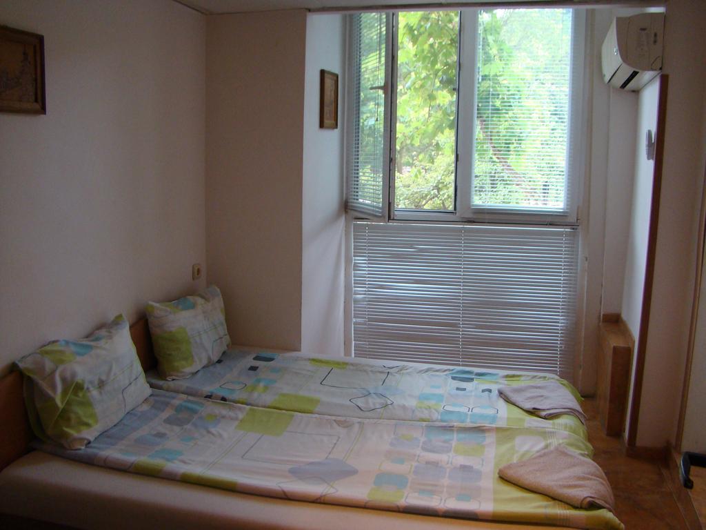 Guest House Selin เวลีคอเทอร์โนโว ห้อง รูปภาพ